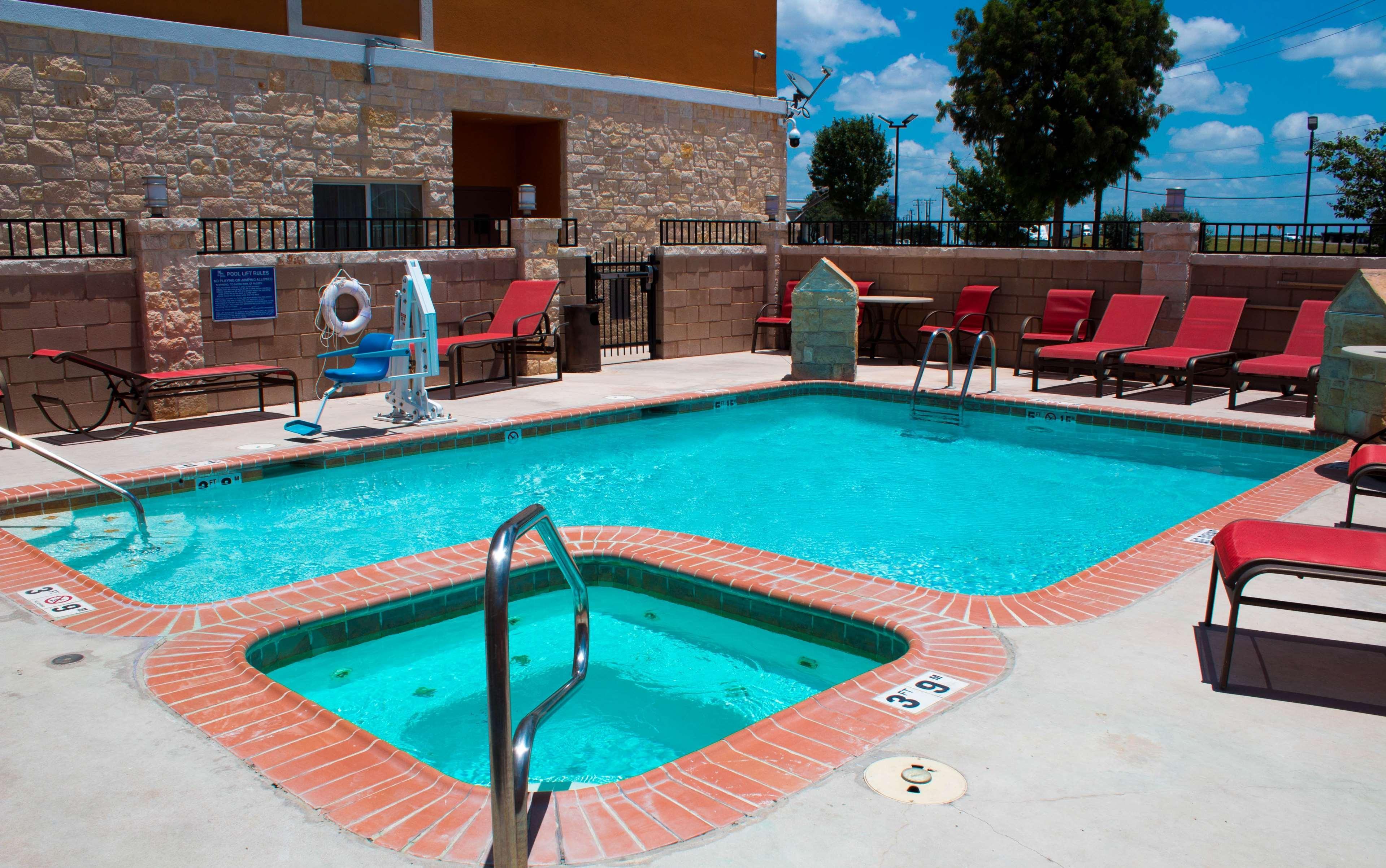 Best Western Plus San Antonio East Inn&Suites Exterior foto