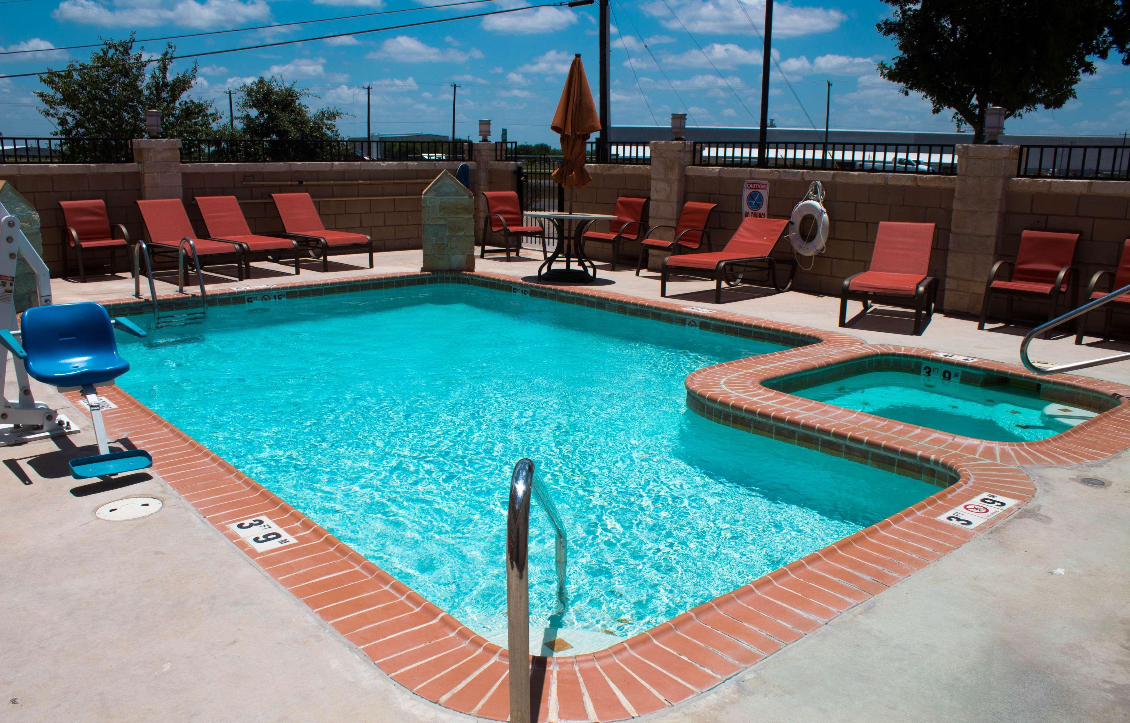Best Western Plus San Antonio East Inn&Suites Exterior foto